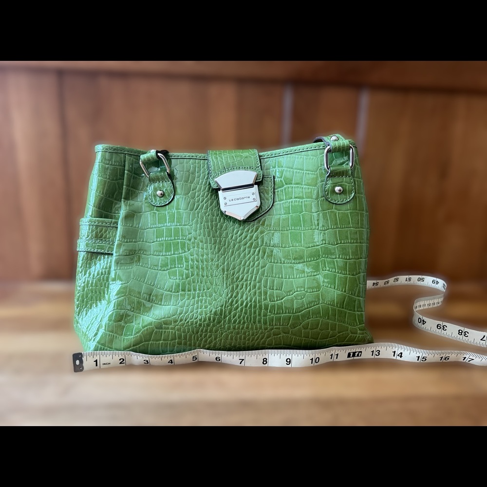 LIZ CLAIBORNE TOTE